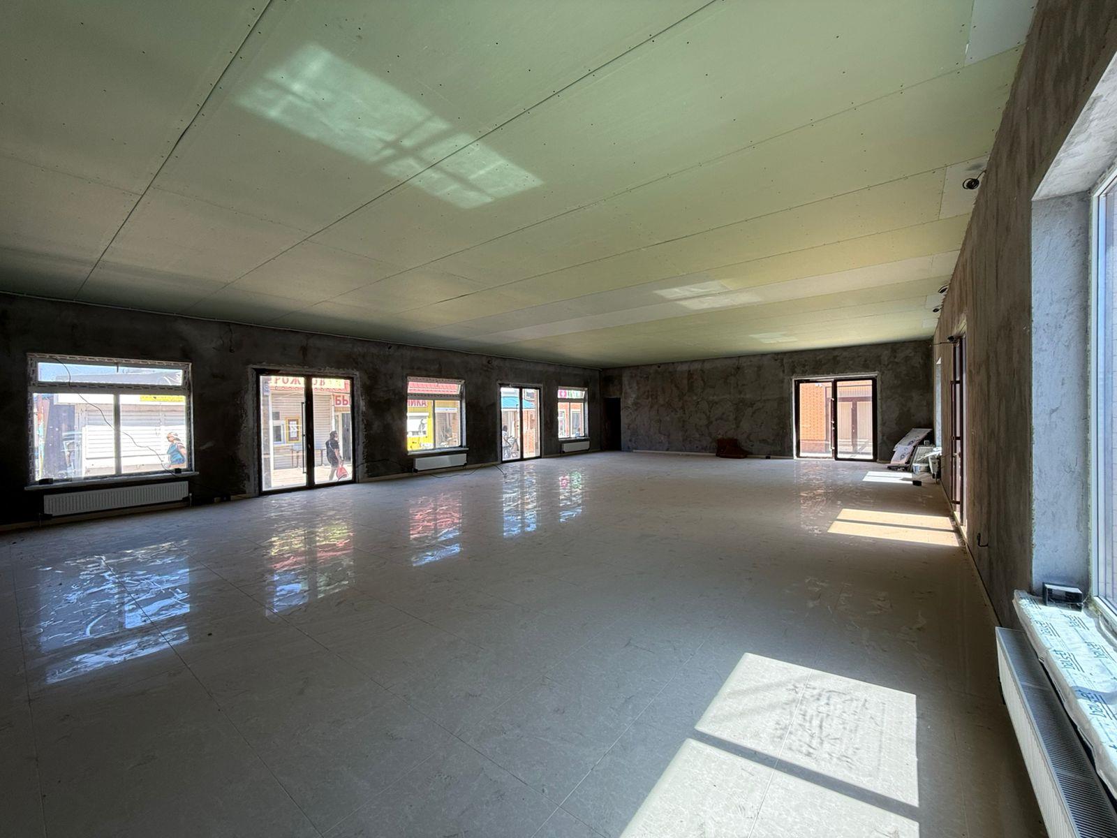 Фото №4: Коммерция 160 м² - Ильский, ул. Первомайская, 115А