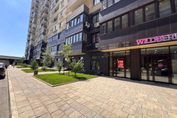 Фото №3: Торговое помещение 47 м² - Краснодар, мкр. жилой комплекс Ракурс, ул. имени Героя Ростовского, 8сИ