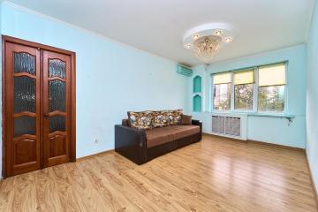 Фото №1: 3-комнатная квартира 68 м² - Краснодар, мкр. Краевая Клиническая Больница, ул. имени 40-летия Победы, 63