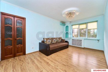 Фото №1: 3-комнатная квартира 65 м² - Краснодар, мкр. Завод Измерительных Приборов, ул. имени 40-летия Победы, 43