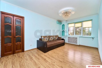 Фото №1: 3-комнатная квартира 68 м² - Краснодар, мкр. Краевая Клиническая Больница, ул. имени 40-летия Победы, 63
