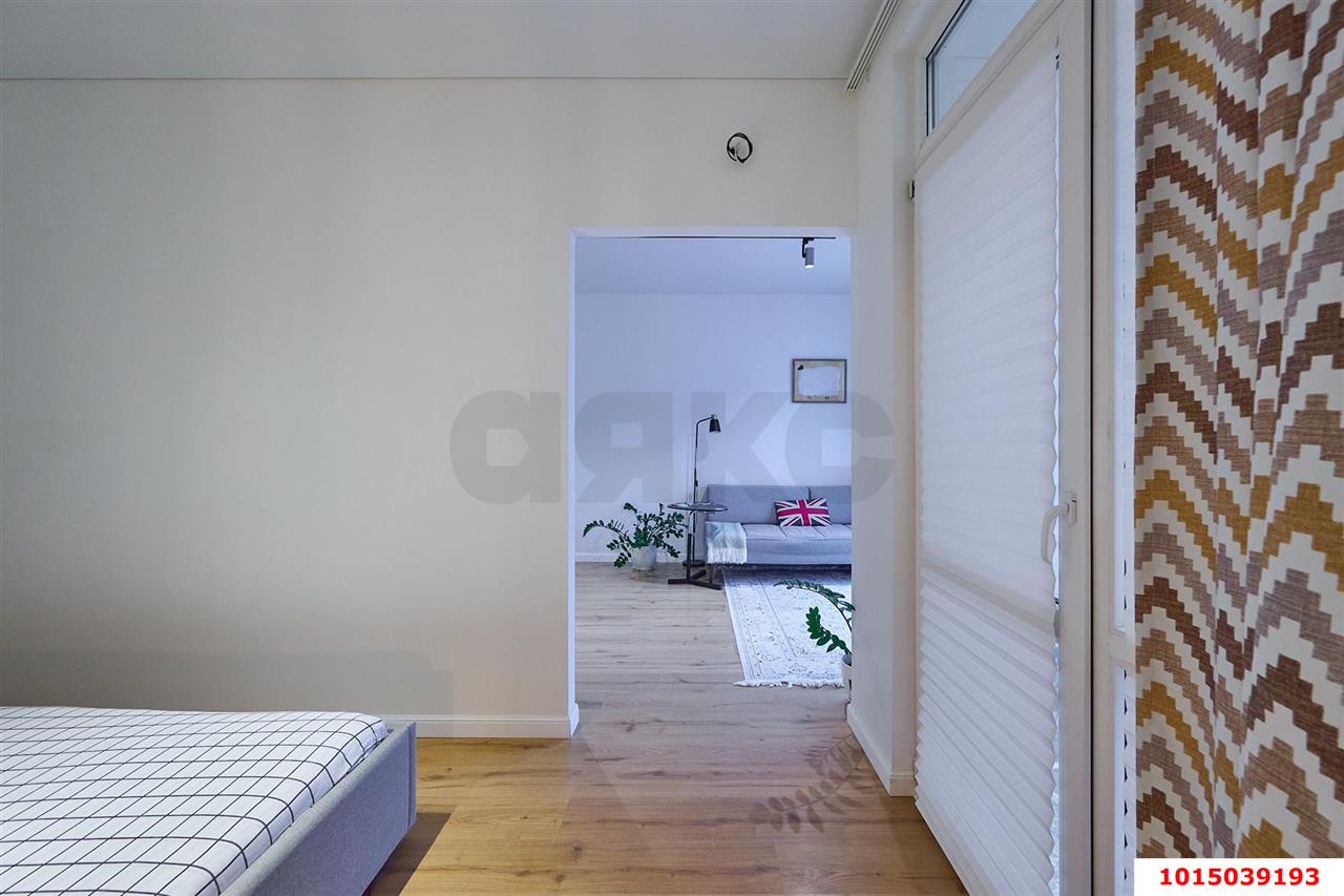 Фото №6: 1-комнатная квартира 43 м² - Краснодар, Центральный, ул. Железнодорожная, 23/1