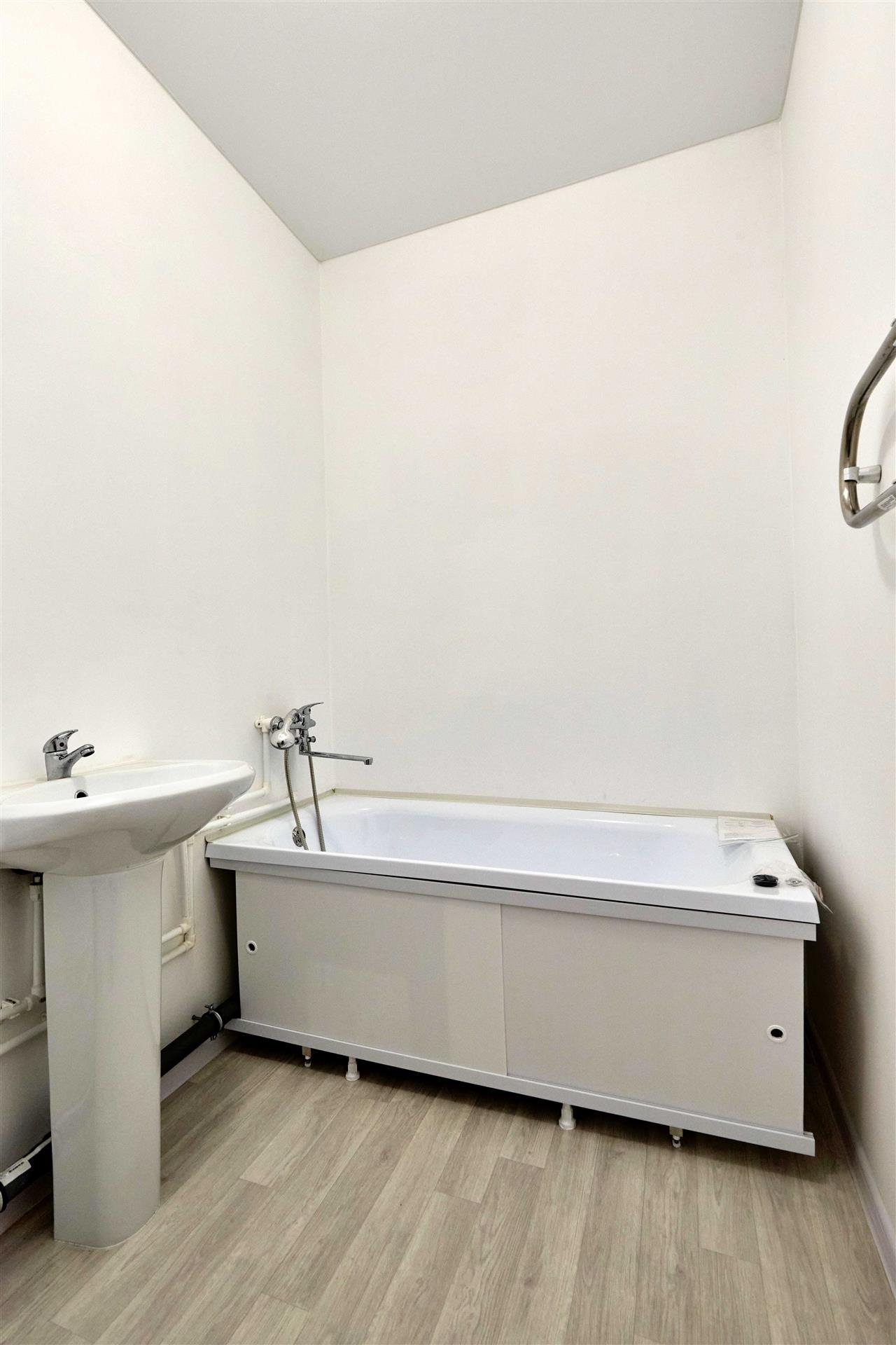 Фото №8: 2-комнатная квартира 64 м² - Краснодар, жилой комплекс Дыхание, мкр. Прикубанский внутригородской округ, ул. Лётчика Позднякова, 2к15