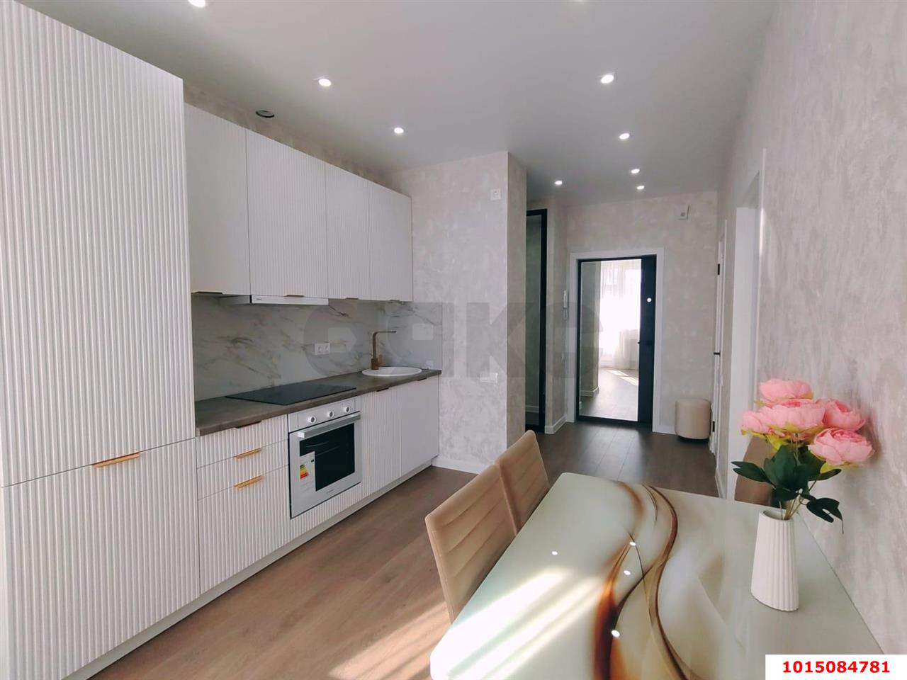 Фото №1: 2-комнатная квартира 45 м² - Краснодар, жилой комплекс Ракурс, ул. имени Героя Ростовского, 8к5