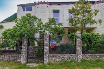 Фото №1: Дом 414 м² - Ольгинка, ул. Садовая, 1