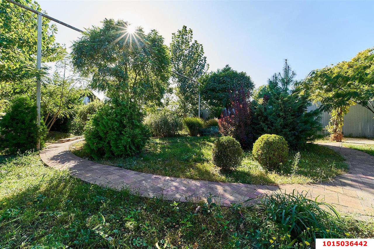 Фото №7: Дом 217 м² + 20 сот. - Новотитаровская, ул. Заречная, 116