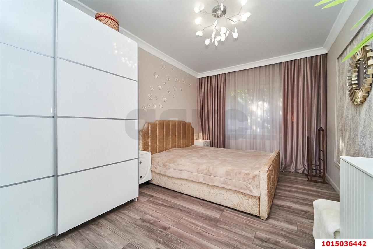 Фото №11: Дом 217 м² + 20 сот. - Новотитаровская, ул. Заречная, 116