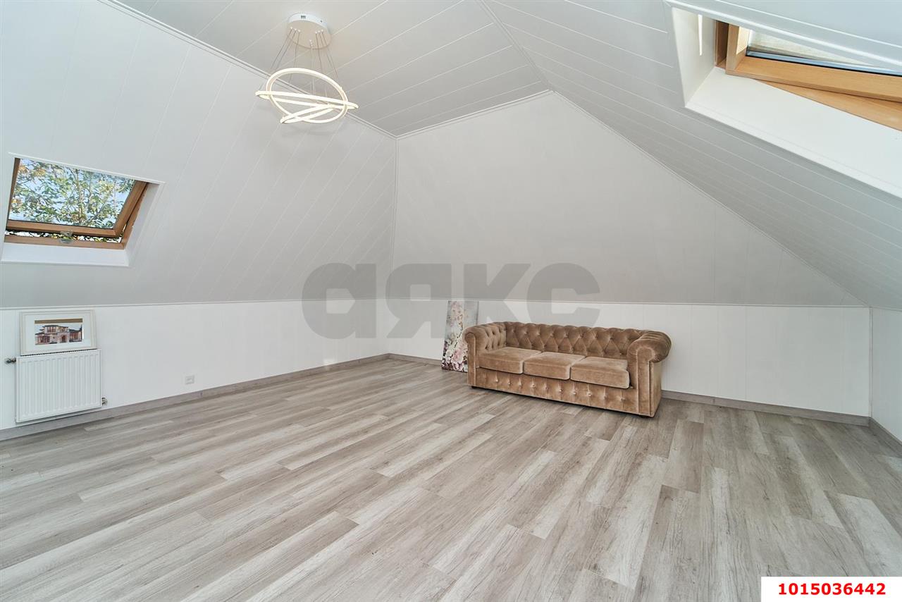 Фото №16: Дом 217 м² + 20 сот. - Новотитаровская, ул. Заречная, 116