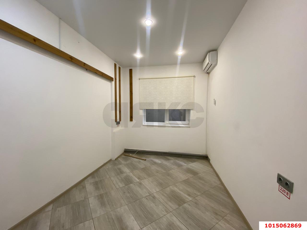 Фото №3: Торговое помещение 67 м² - Краснодар, ТЭЦ, ул. Трамвайная, 1/1