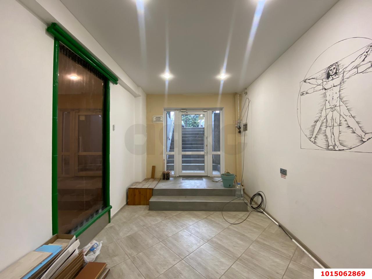 Фото №1: Торговое помещение 67 м² - Краснодар, ТЭЦ, ул. Трамвайная, 1/1