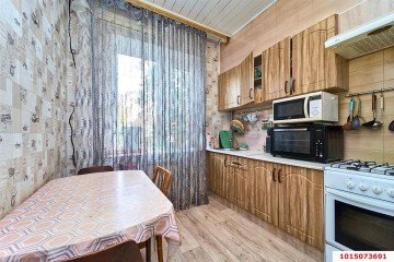 Фото №1: 3-комнатная квартира 70 м² - Краснодар, ж/м Пашковский, ул. Студенческая, 11