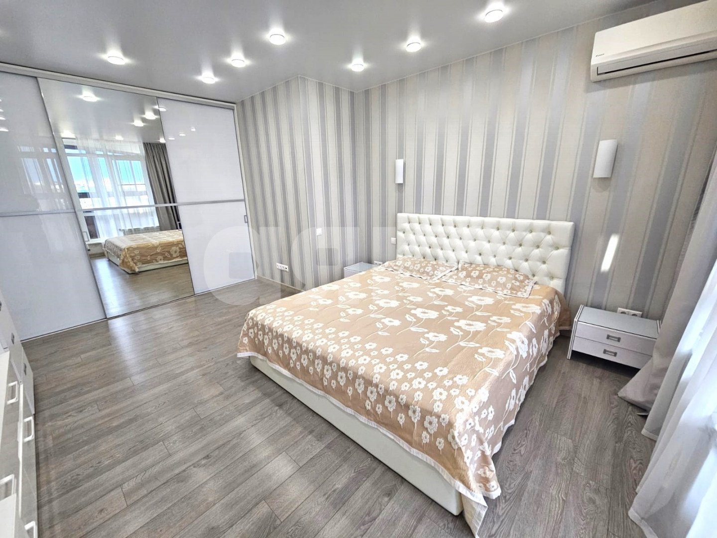 Фото №37: 4-комнатная квартира 115 м² - Сочи, жилой комплекс На Красноармейской, ул. Виноградная, 2/3В