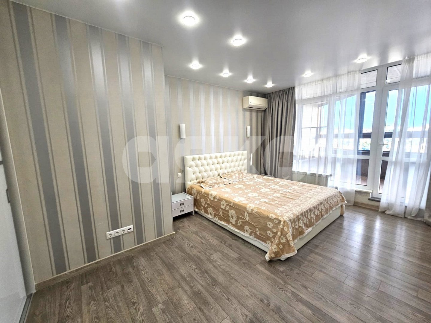 Фото №36: 4-комнатная квартира 115 м² - Сочи, жилой комплекс На Красноармейской, ул. Виноградная, 2/3В