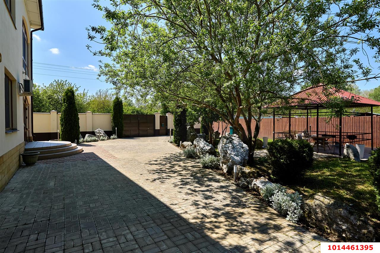 Фото №23: Дом 200 м² + 20 сот. - Ставропольская, ул. 50-летия ВЛКСМ, 66