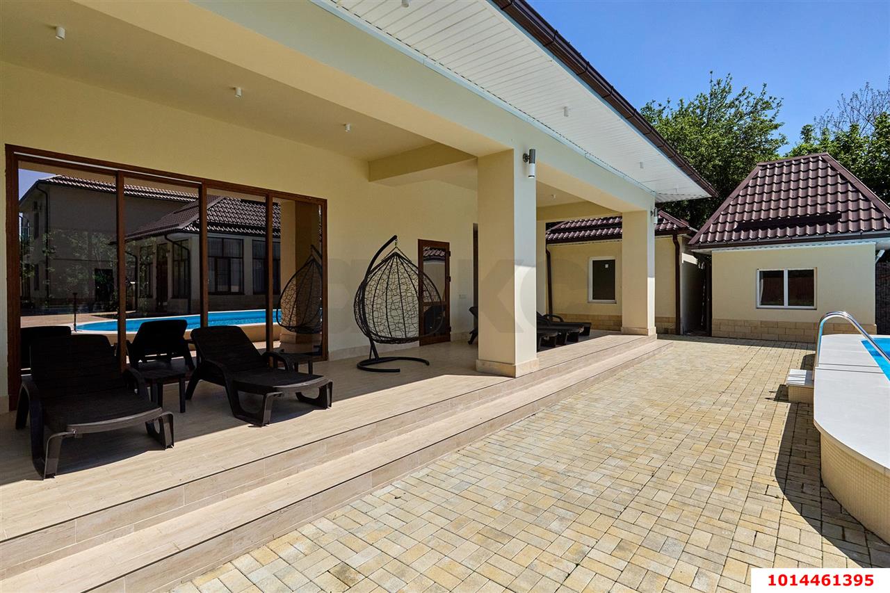 Фото №14: Дом 200 м² + 20 сот. - Ставропольская, ул. 50-летия ВЛКСМ, 66