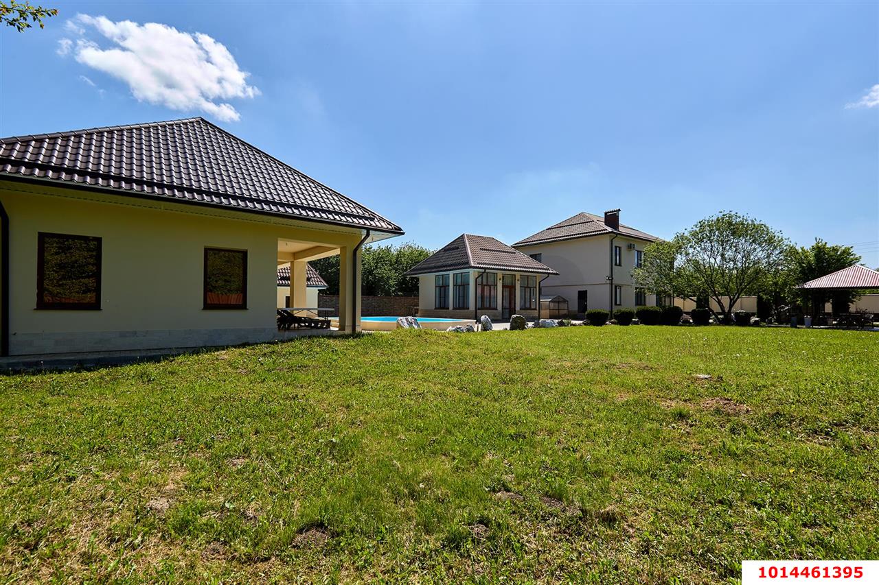 Фото №10: Дом 200 м² + 20 сот. - Ставропольская, ул. 50-летия ВЛКСМ, 66