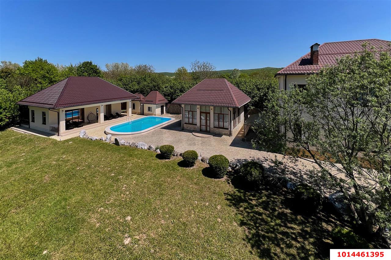 Фото №73: Дом 200 м² + 20 сот. - Ставропольская, ул. 50-летия ВЛКСМ, 66