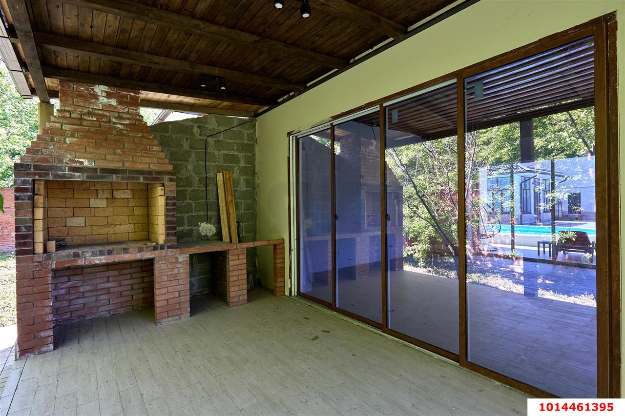 Фото №11: Дом 200 м² + 20 сот. - Ставропольская, ул. 50-летия ВЛКСМ, 66