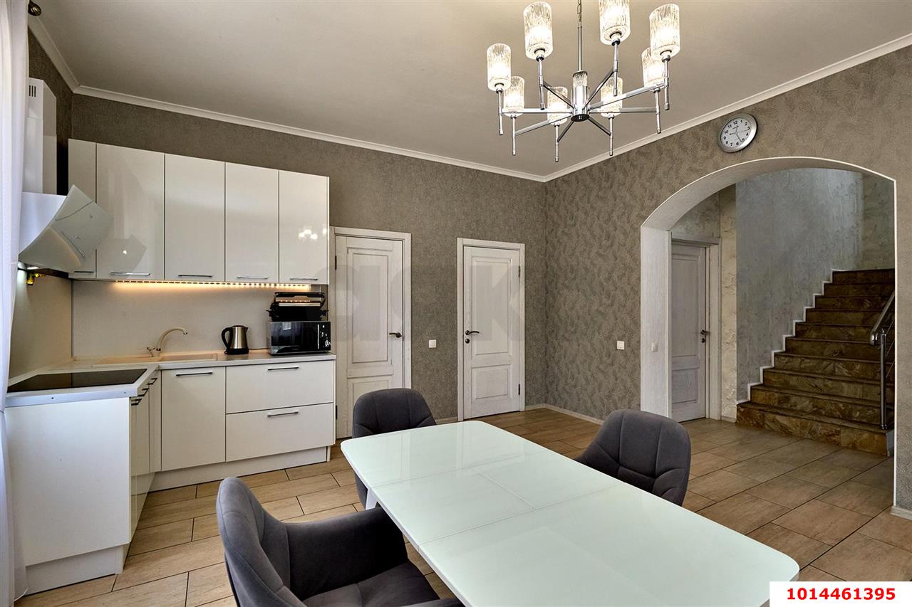 Фото №55: Дом 200 м² + 20 сот. - Ставропольская, ул. 50-летия ВЛКСМ, 66