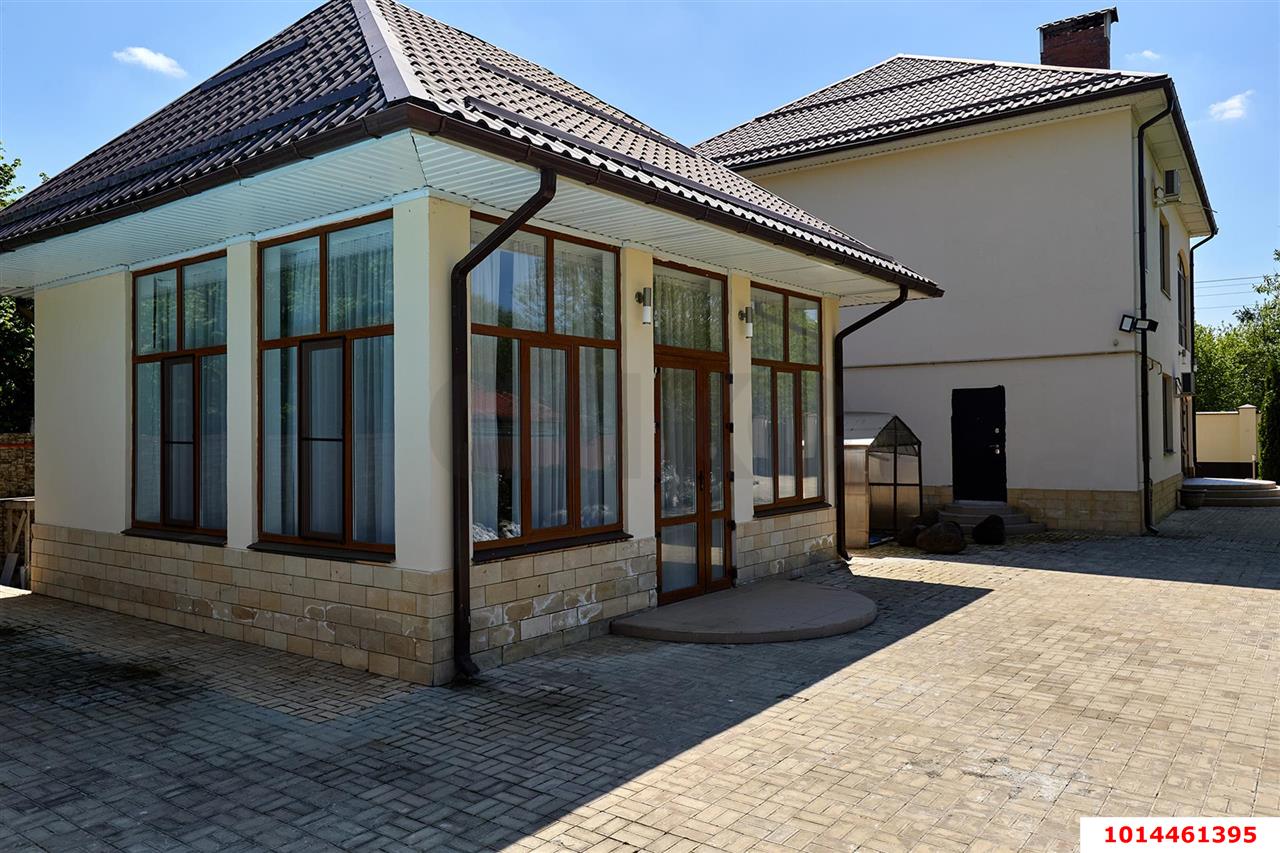 Фото №21: Дом 200 м² + 20 сот. - Ставропольская, ул. 50-летия ВЛКСМ, 66