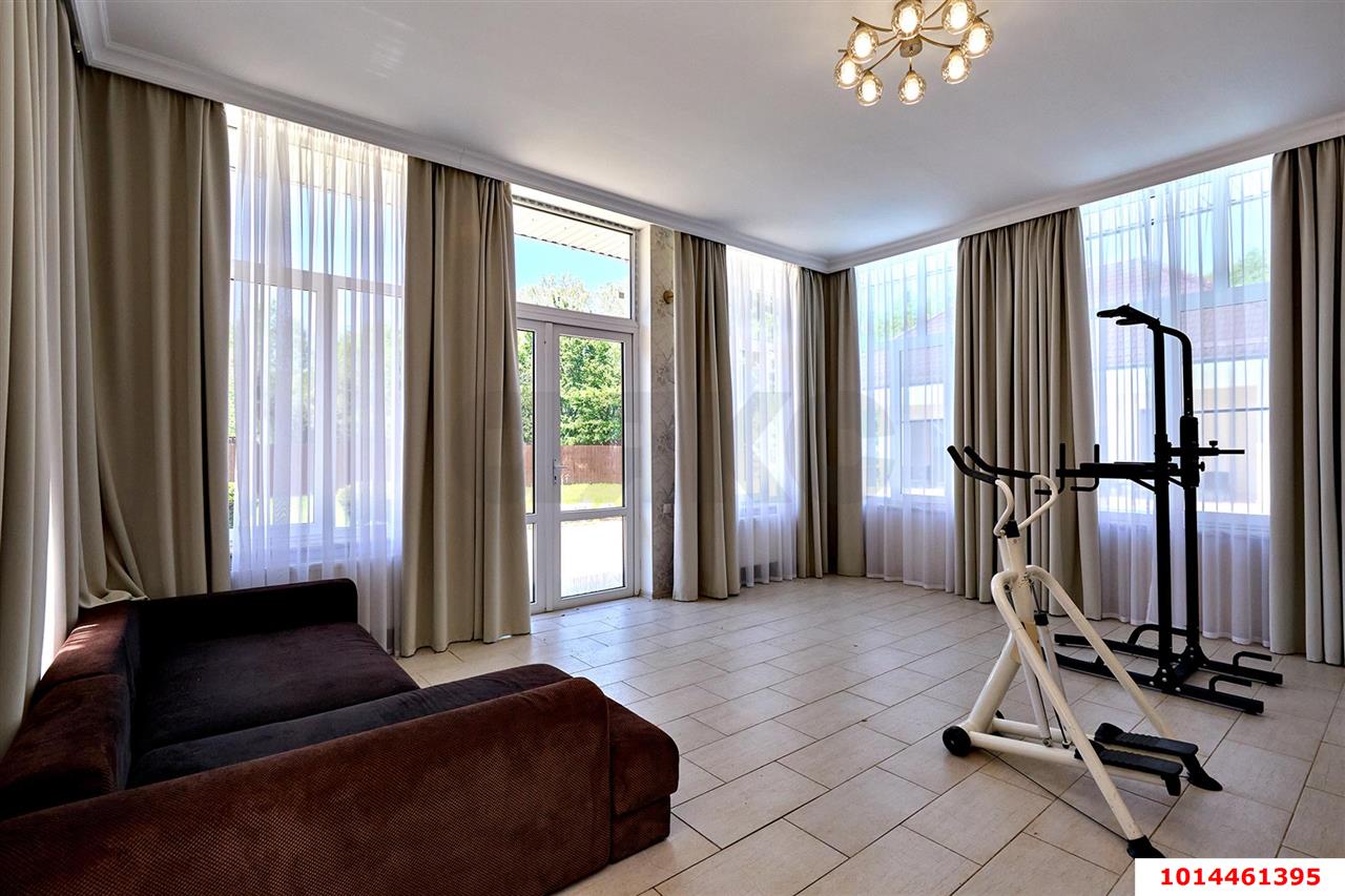 Фото №60: Дом 200 м² + 20 сот. - Ставропольская, ул. 50-летия ВЛКСМ, 66