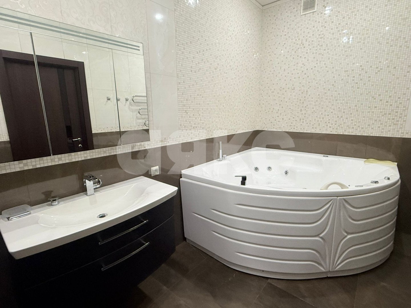 Фото №18: 3-комнатная квартира 119 м² - Тула, ЖК На Улице Белкина, ул. Тульского Рабочего Полка, 96/4