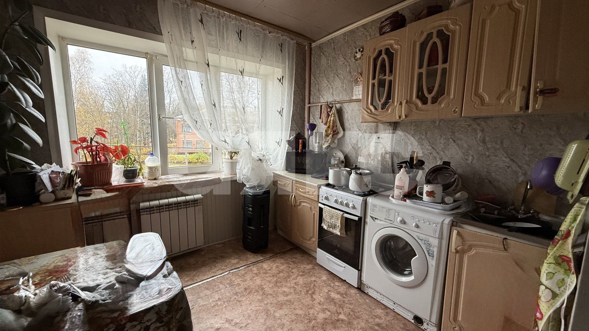 Фото №3: Комната 80 м² - Фосфоритный, ул. Школьная, 2