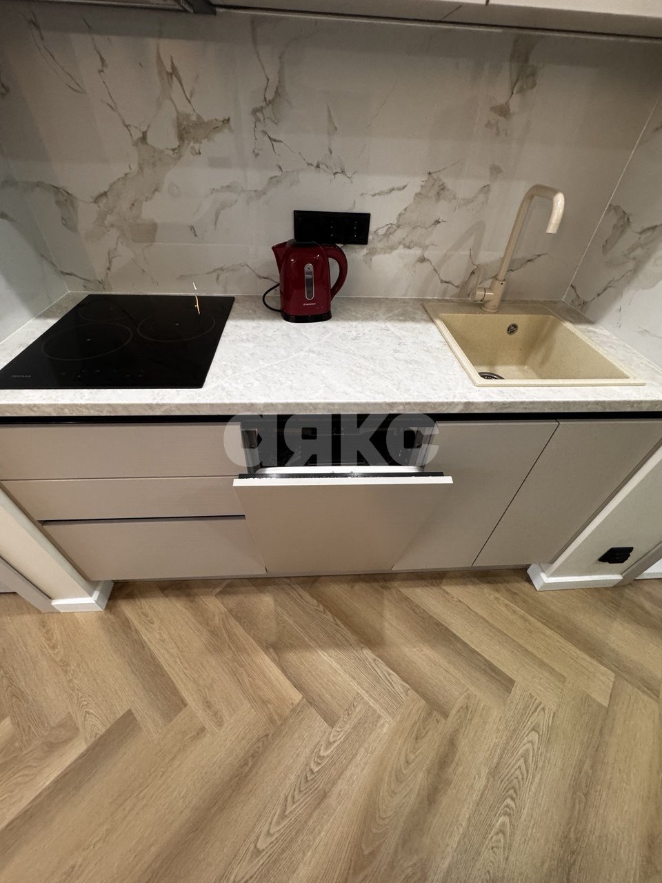 Фото №9: Апартаменты 35 м² - Москва, ЖК Хайвэй, ул. Новоостаповская, 20