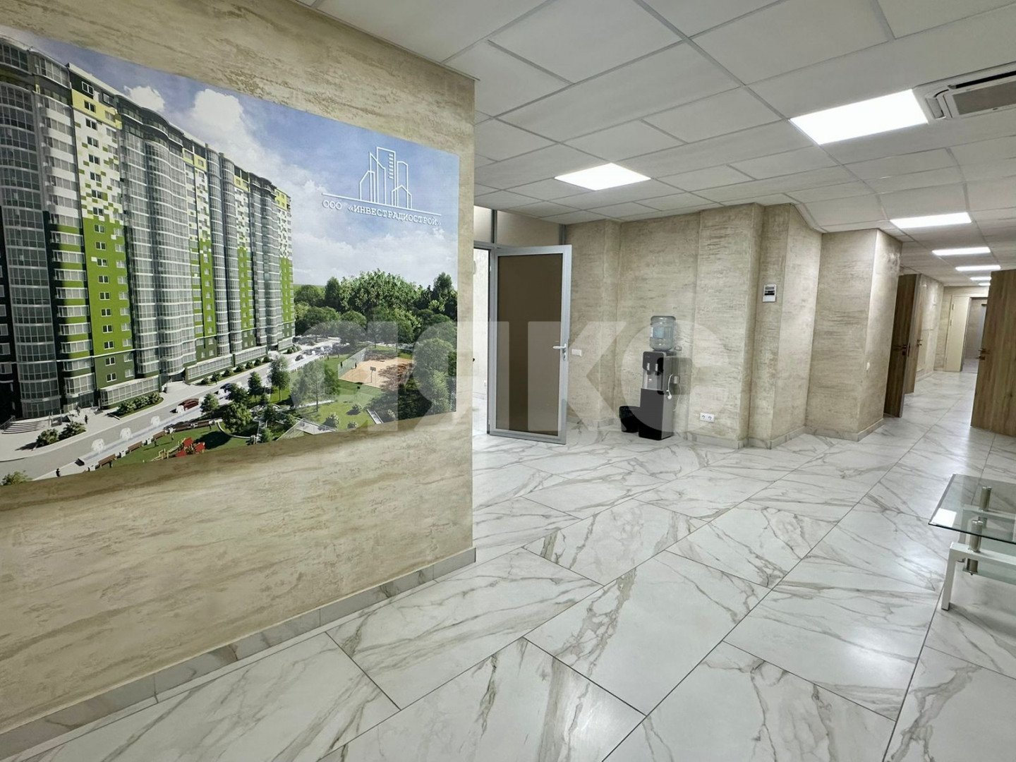 Фото №13: Коммерция 609 м² - Ростов-на-Дону, Ворошиловский, пр-кт Михаила Нагибина, 38