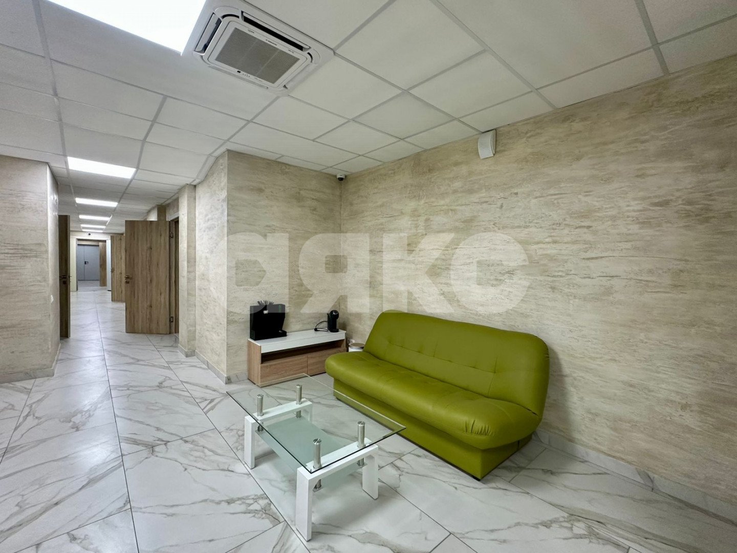 Фото №33: Коммерция 609 м² - Ростов-на-Дону, Ворошиловский, пр-кт Михаила Нагибина, 38