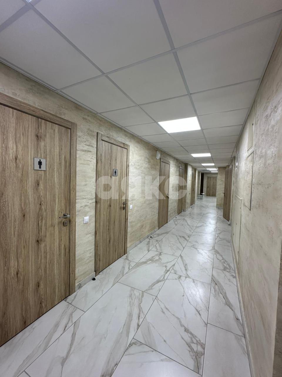 Фото №7: Коммерция 609 м² - Ростов-на-Дону, Ворошиловский, пр-кт Михаила Нагибина, 38