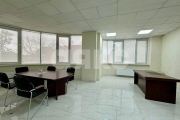 Фото №4: Коммерция 609 м² - Ростов-на-Дону, р. Ворошиловский, пр-кт Михаила Нагибина, 38