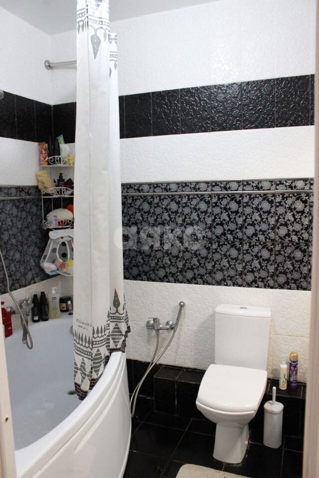 Фото №9: 2-комнатная квартира 67 м² - Ростов-на-Дону, квартал Верхнегниловской, ул. Матросова, 35