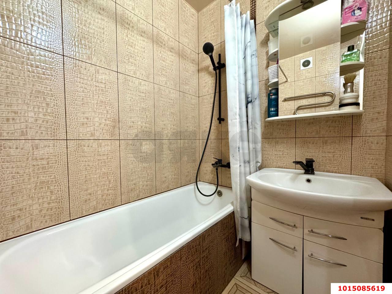 Фото №10: 1-комнатная квартира 36 м² - Краснодар, имени Петра Метальникова, ул. Петра Метальникова, 11