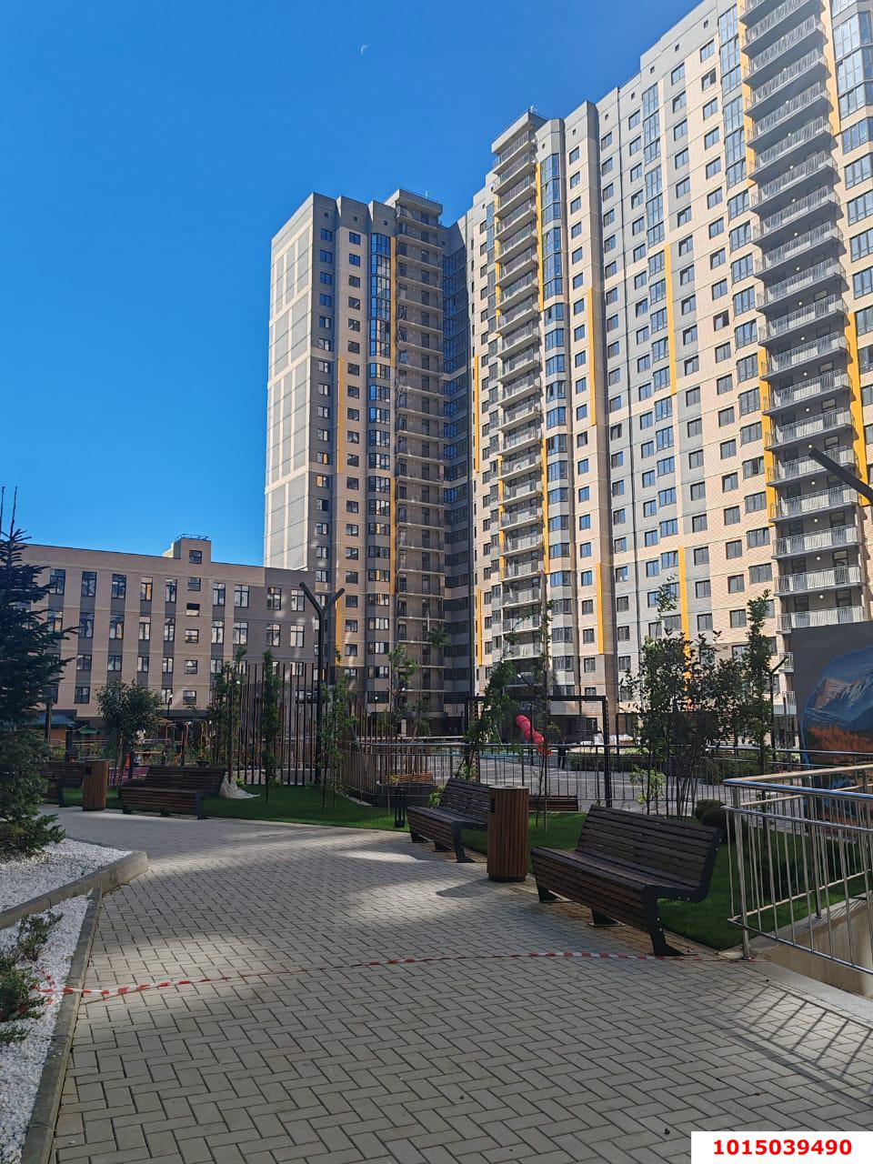 Фото №11: 1-комнатная квартира 45 м² - Краснодар, ЖК Урал, Карасунский внутригородской округ, Камвольно-суконный Комбинат, мкр. жилой комплекс Ural, ул. Уральская, 87/7