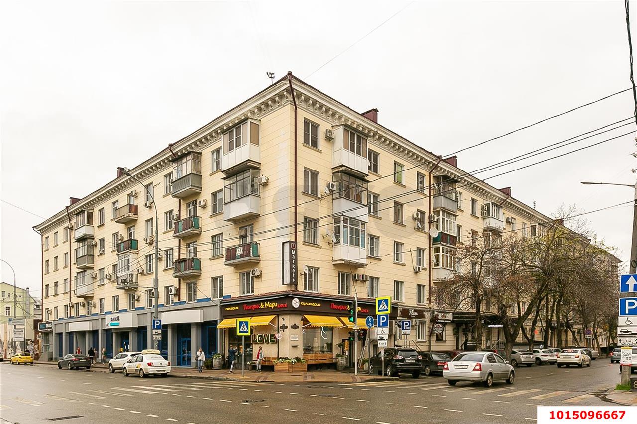 Фото №1: 1-комнатная квартира 38 м² - Краснодар, Центральный, ул. Володи Головатого, 315