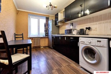 Фото №1: 2-комнатная квартира 52 м² - Краснодар, мкр. Западный внутригородской округ, ул. Аэродромная, 9