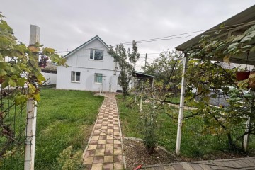 Фото №1: Дом 51 м² - Дорожник, мкр. Прикубанский внутригородской округ, ул. Айвовая, 21