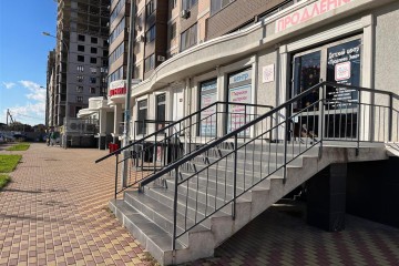 Фото №4: Торговое помещение 150 м² - Краснодар, мкр. жилой комплекс Лиговский, ул. Героя Хабибуллина, 4