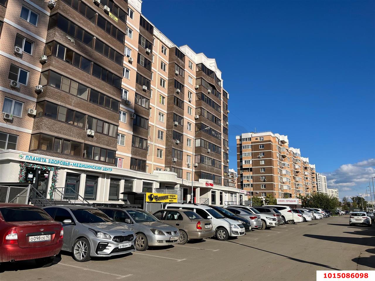 Фото №1: Торговое помещение 150 м² - Краснодар, жилой комплекс Лиговский, ул. Героя Хабибуллина, 4