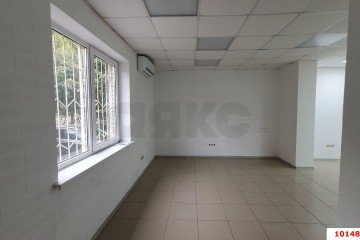 Фото №5: Торговое помещение 59 м² - Краснодар, мкр. Краевая Клиническая Больница, ул. Восточно-Кругликовская, 94