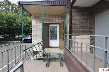 Фото №2: Торговое помещение 59 м² - Краснодар, мкр. Краевая Клиническая Больница, ул. Восточно-Кругликовская, 94