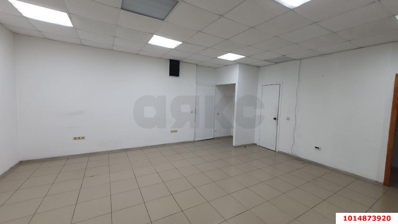 Фото №7: Торговое помещение 59 м² - Краснодар, Краевая Клиническая Больница, ул. Восточно-Кругликовская, 94