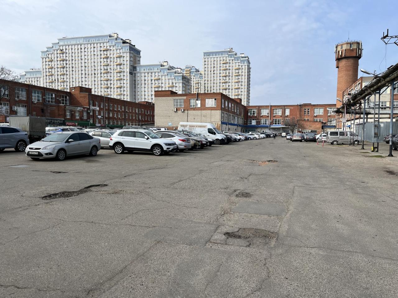 Фото №1: Коммерция 350 м² - Краснодар, Центральный внутригородской округ, мкр. Центральный, ул. Коммунаров, 268/3