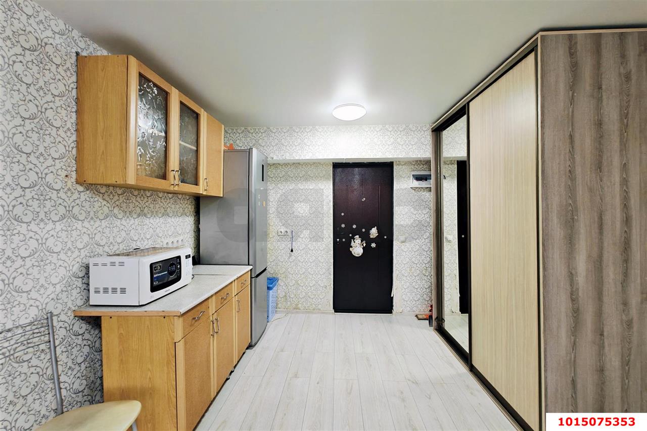 Фото №8: Комната 19 м² - Краснодар, Центральный внутригородской округ, мкр. 40 лет Победы, ул. имени 40-летия Победы, 10