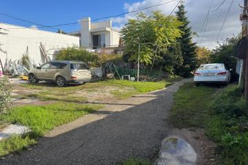 Фото №1: 3-комнатная квартира 47 м² - Краснодар, мкр. Центральный, ул. Фрунзе, 120