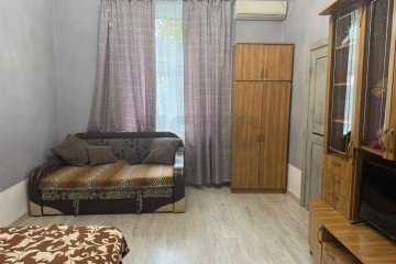 Фото №1: 3-комнатная квартира 53 м² - Краснодар, мкр. Центральный, ул. Фрунзе, 120