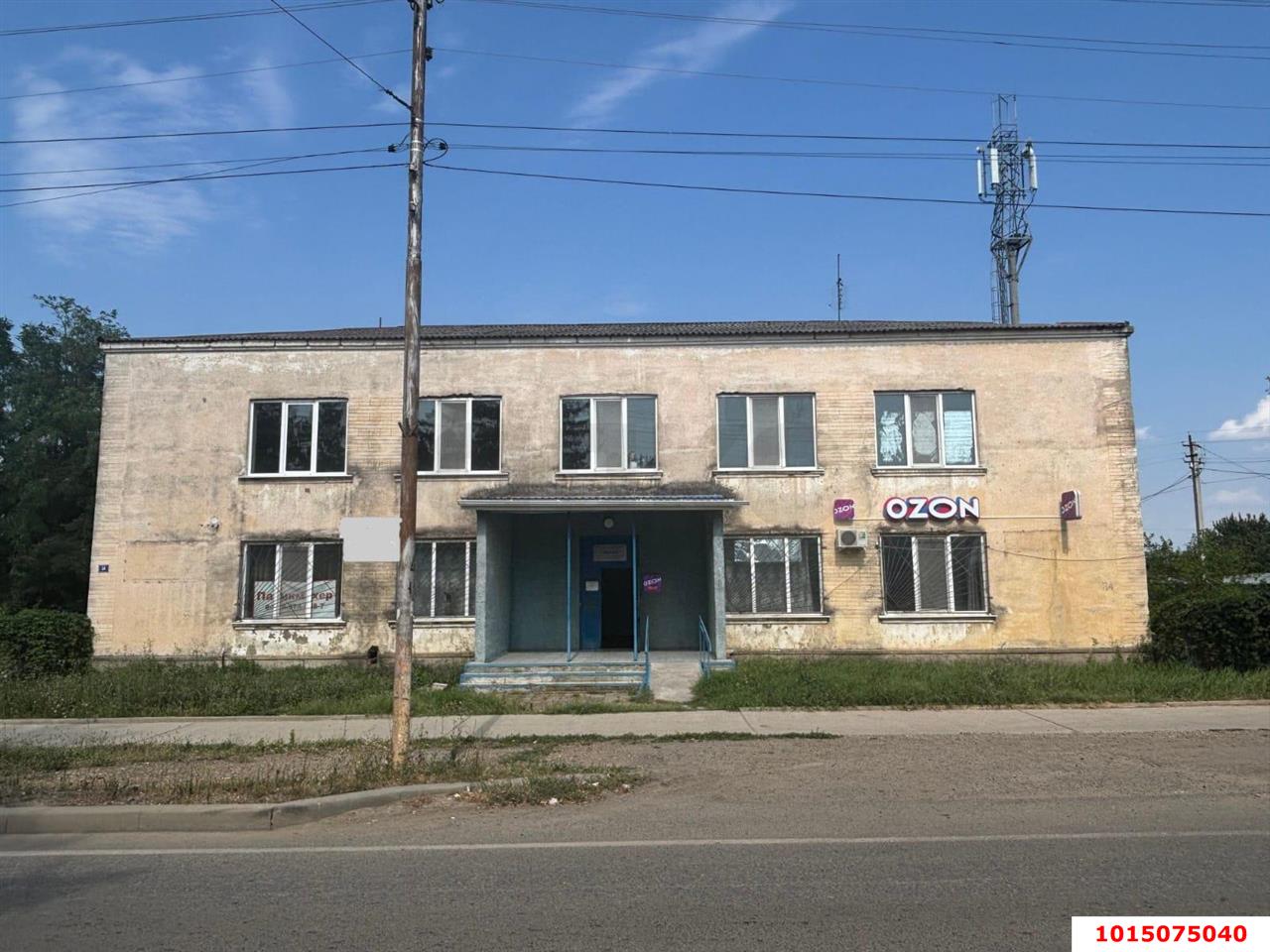 Фото №1: Торговое помещение 498 м² - Нововеличковская, ул. Красная, 34