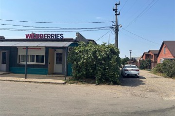 Фото №4: Торговое помещение 47 м² - Новотитаровская, ул. Советская, 76