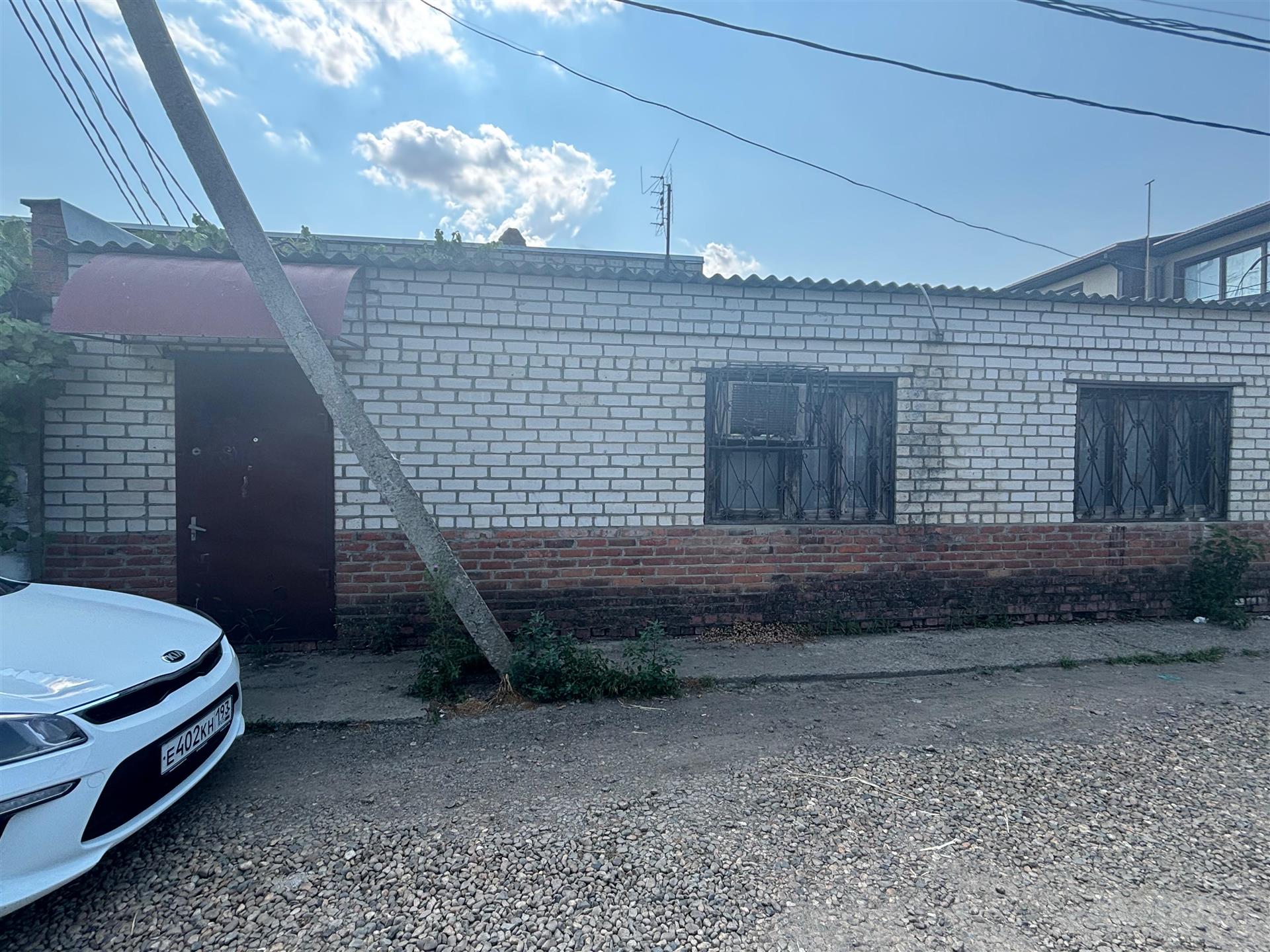 Фото №3: Коммерция 46 м² - Новотитаровская, ул. Советская, 76